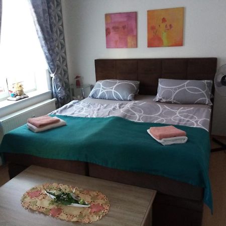 Ferienwohnung Halle  Екстер'єр фото