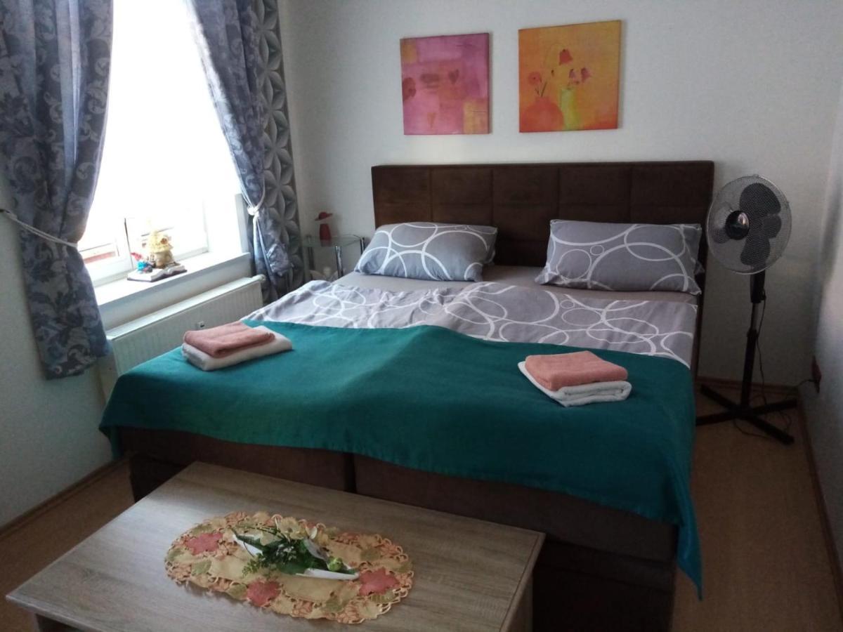 Ferienwohnung Halle  Екстер'єр фото